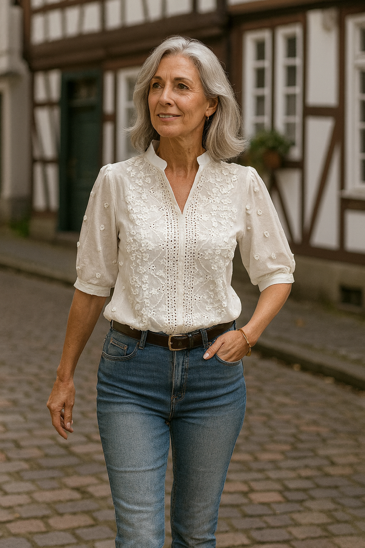 Élise - Mila Bluse mit exquisiter Stickerei