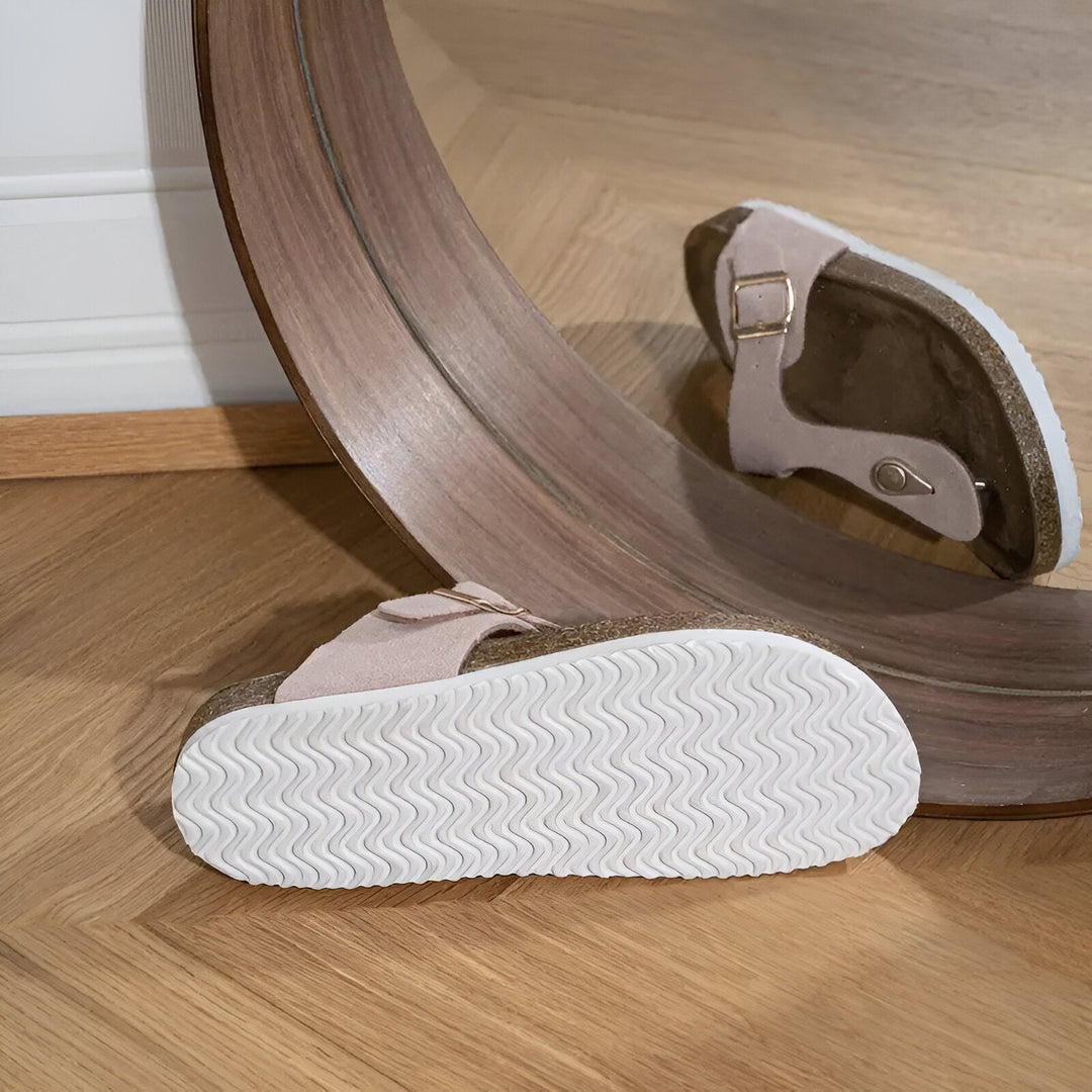 Stützende leichte orthopädische Sommersandalen