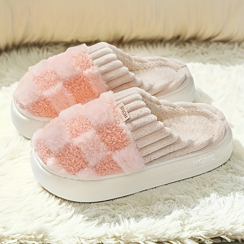SnugStep™ - Karierte flauschige Winterpantoffeln