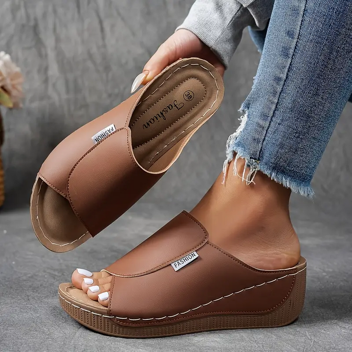 Fußgewölbesandalen | Lässiger Komfort | Verstellbare Riemen und stützendes Design