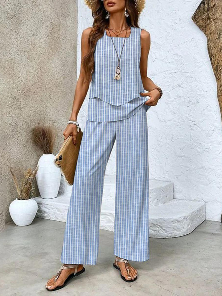 Zweiteiliges Sommer-Set Damen – Drapiertes Oberteil mit Hose im botanischen Print