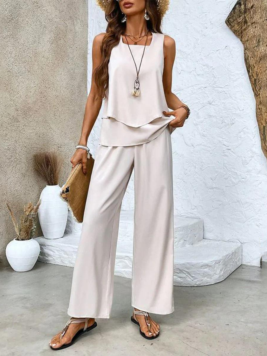 Zweiteiliges Sommer-Set Damen – Drapiertes Oberteil mit Hose im botanischen Print