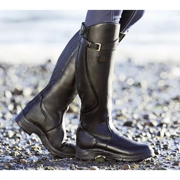 Damen-Kniehohe Stiefel – Schnallenriemen und robuste Sohle