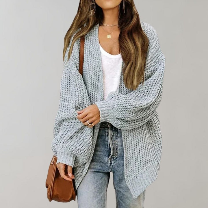 Gestrickte Damen-Strickjacke mit langen Ärmeln | Selina