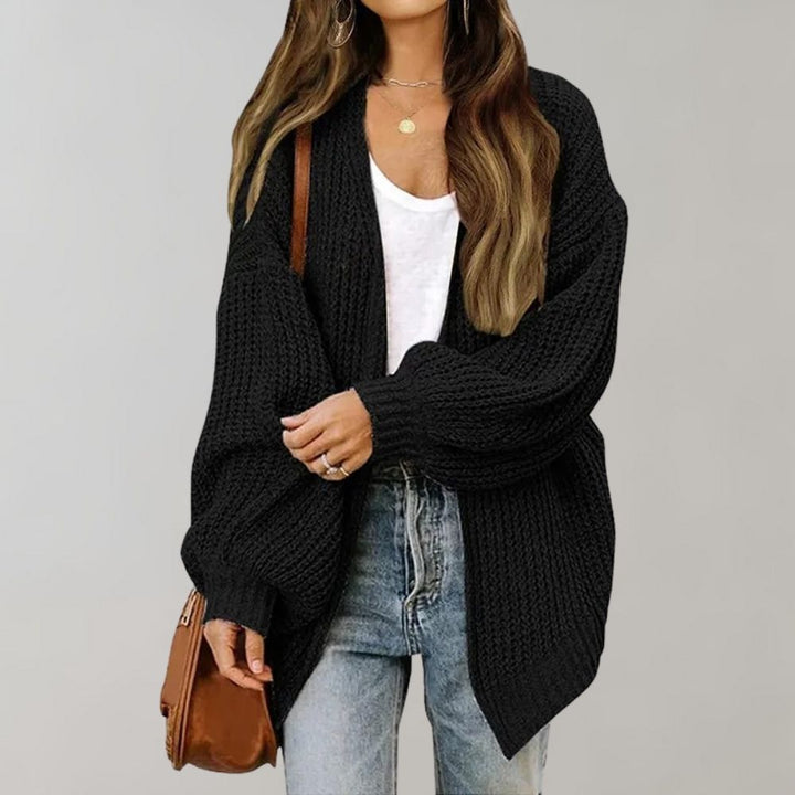 Gestrickte Damen-Strickjacke mit langen Ärmeln | Selina