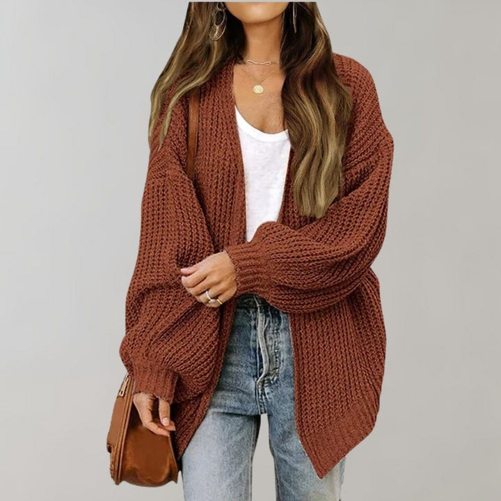 Gestrickte Damen-Strickjacke mit langen Ärmeln | Selina