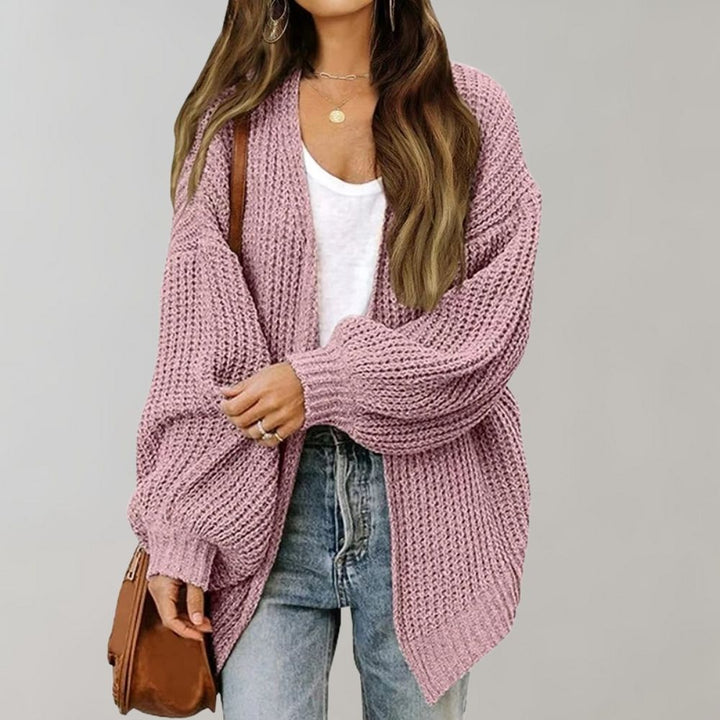 Gestrickte Damen-Strickjacke mit langen Ärmeln | Selina