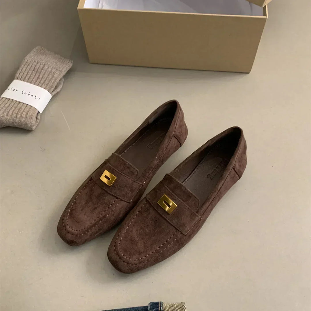 Lina - Britische Schuhe aus leichtem Wildleder