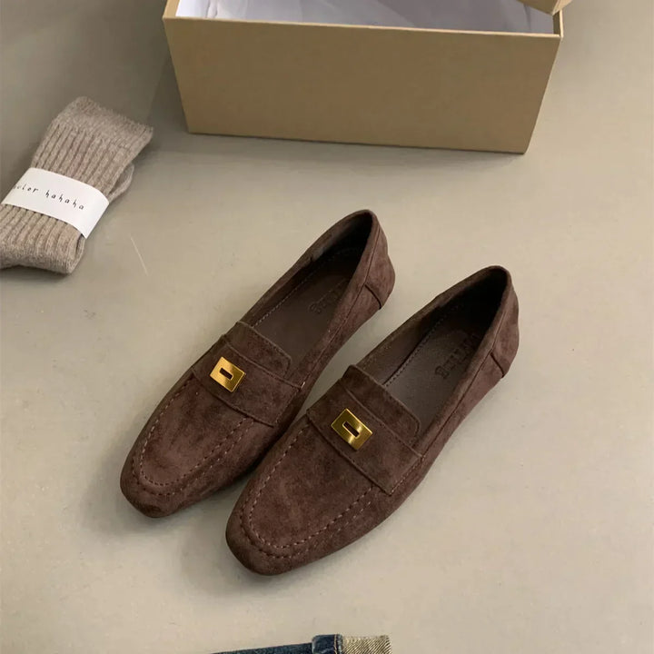 Lina - Britische Schuhe aus leichtem Wildleder
