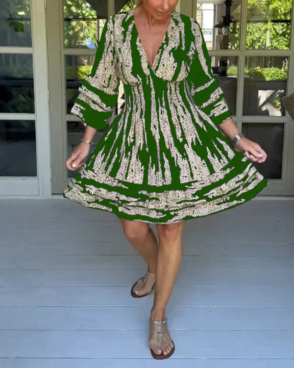 Mini-Sommerkleid Damen Gemusterte Oberfläche mit V-Ausschnitt