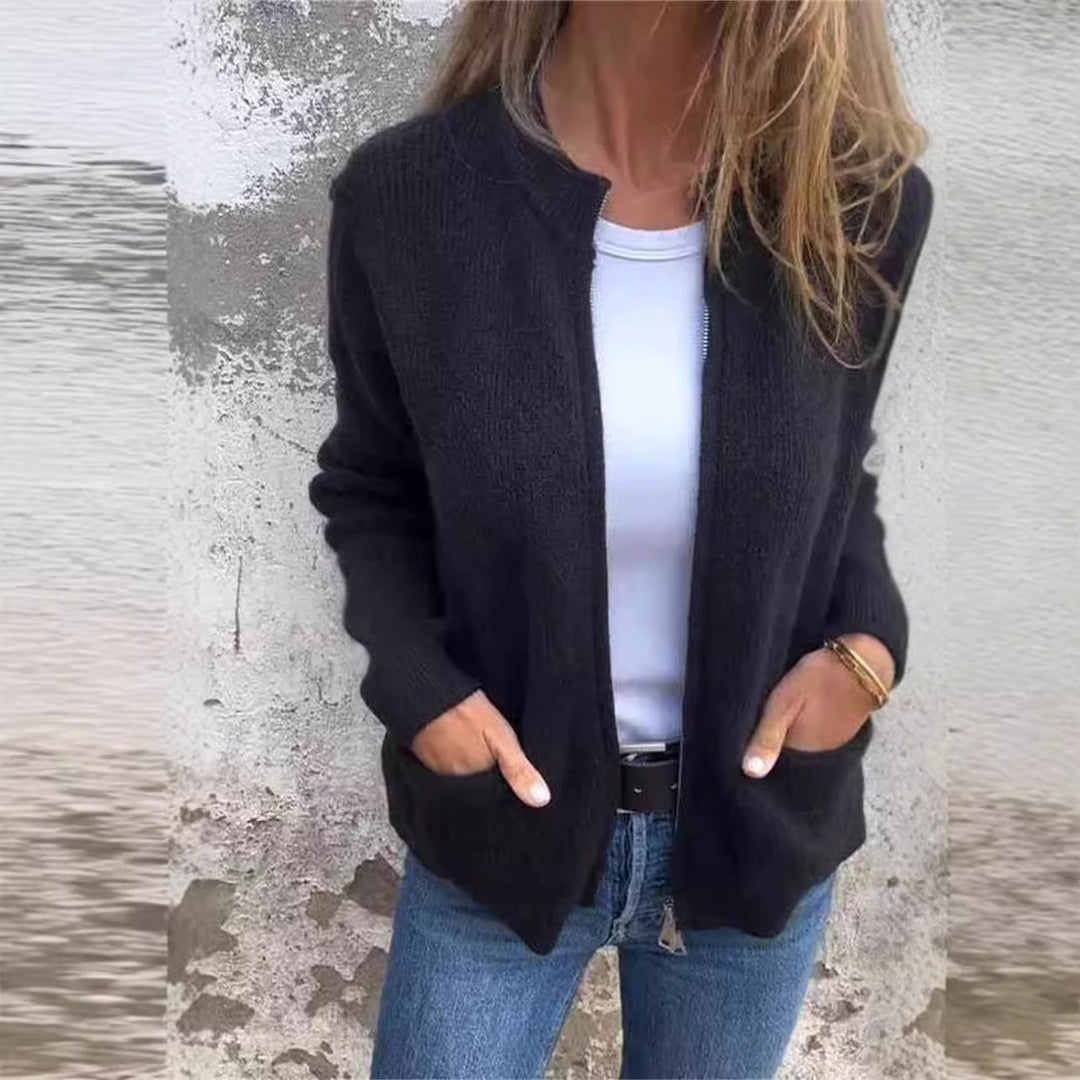Zeitlose Bequeme Strickjacke für Damen | Vanessa