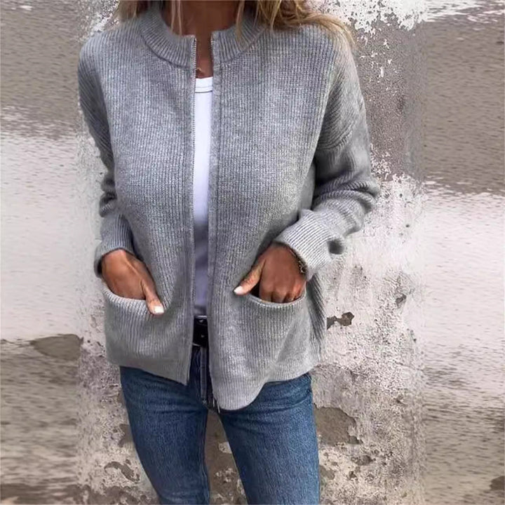 Zeitlose Bequeme Strickjacke für Damen | Vanessa