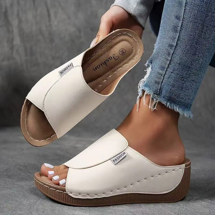 Fußgewölbesandalen | Lässiger Komfort | Verstellbare Riemen und stützendes Design