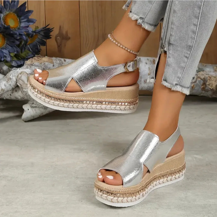 Plateausandalen Damen Geflochtenes Design mit Cut-out-Details