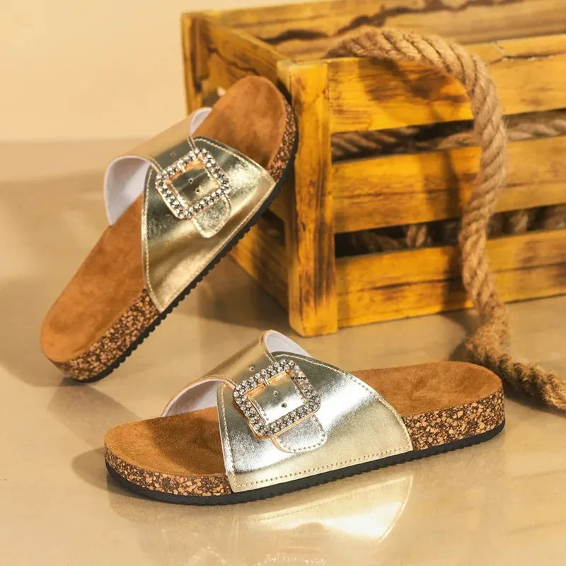Slip-On-Sandalen Damen – Überkreuzte Riemen mit Mittelsohle in Korkoptik