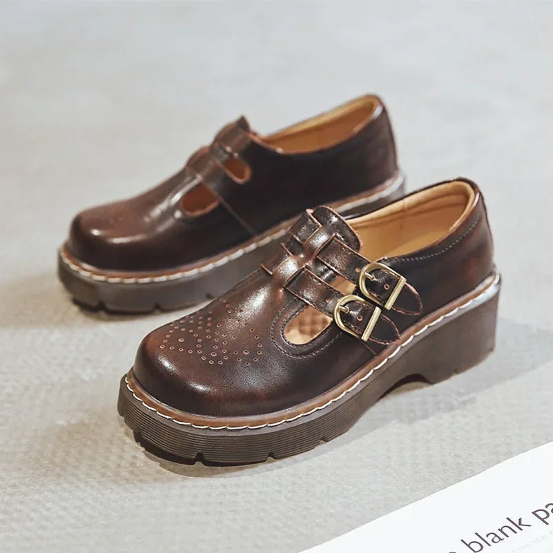 Coraline | Lederschuhe im japanischen Stil