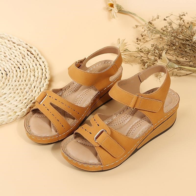 Sandra – Bequeme orthopädische Sandalen