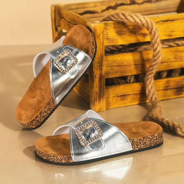 Slip-On-Sandalen Damen – Überkreuzte Riemen mit Mittelsohle in Korkoptik