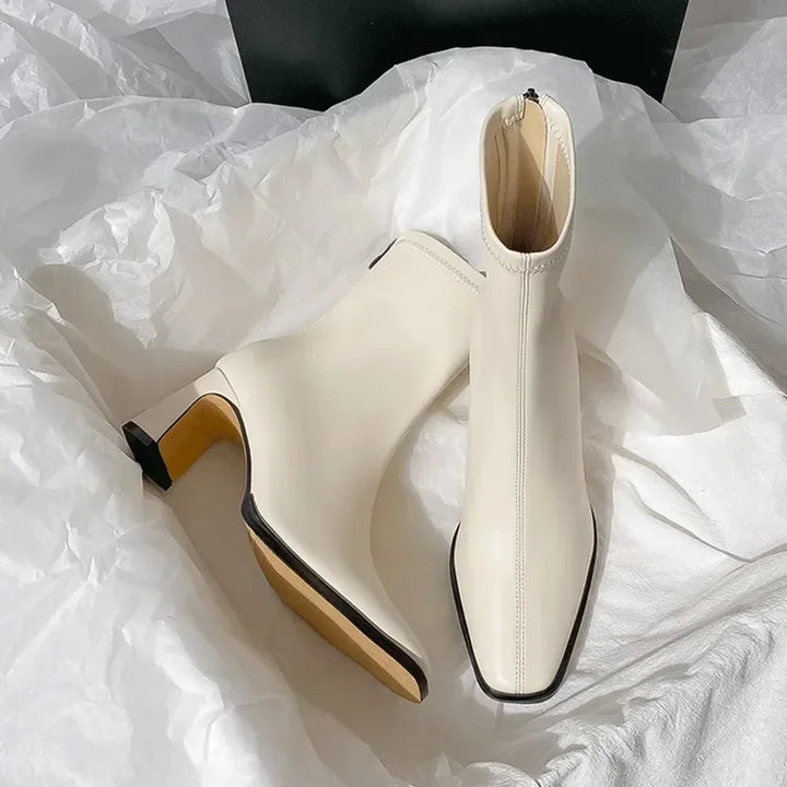Helga | Elegante Winterstiefel mit quadratischer Spitze