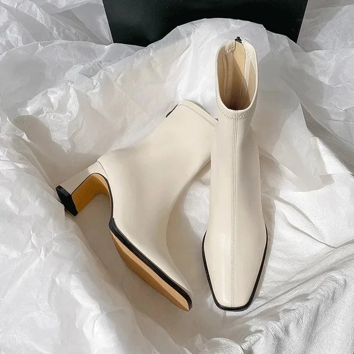 Helga | Elegante Winterstiefel mit quadratischer Spitze