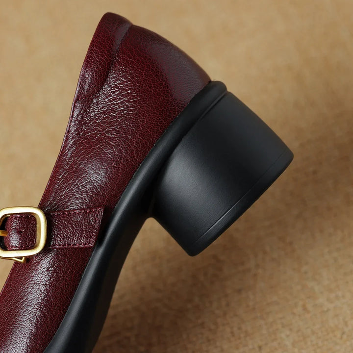 Cassandra | Klassische Oxford-Schuhe mit T-Riemen für Damen