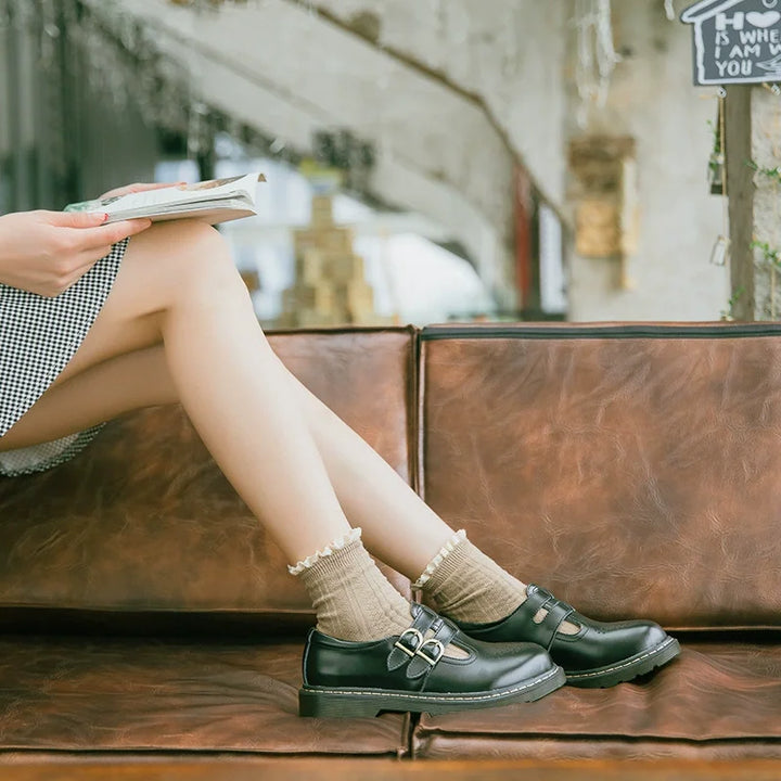 Coraline | Lederschuhe im japanischen Stil