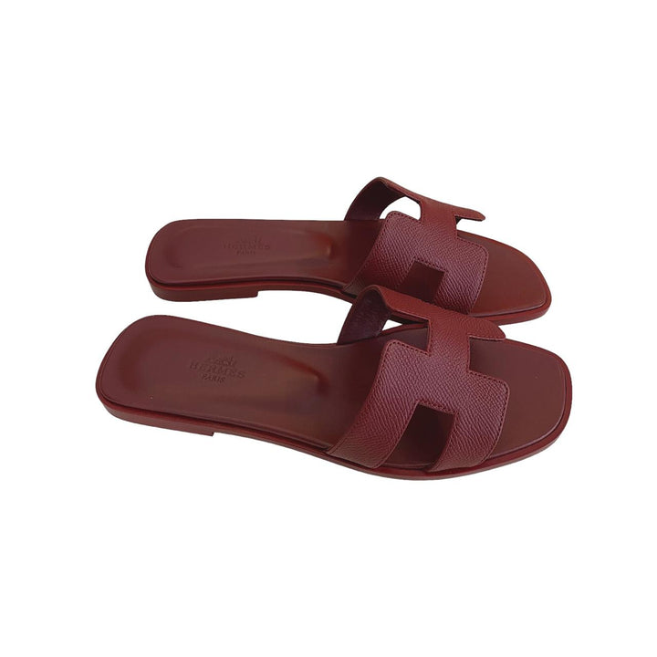 Flache Sandalen für Damen | Lässiger Sommerlook | Bequem und stylisch