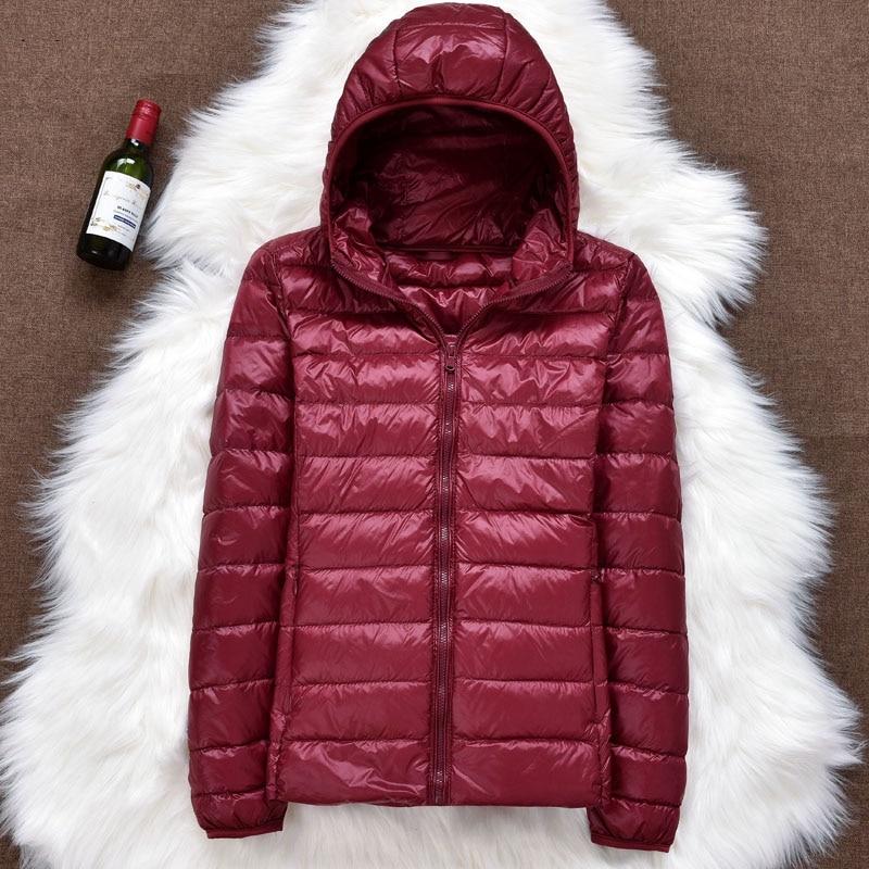 Nord – Neue Jacke mit weißen Entenfedern