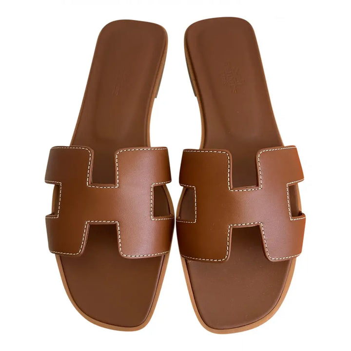 Flache Sandalen für Damen | Lässiger Sommerlook | Bequem und stylisch