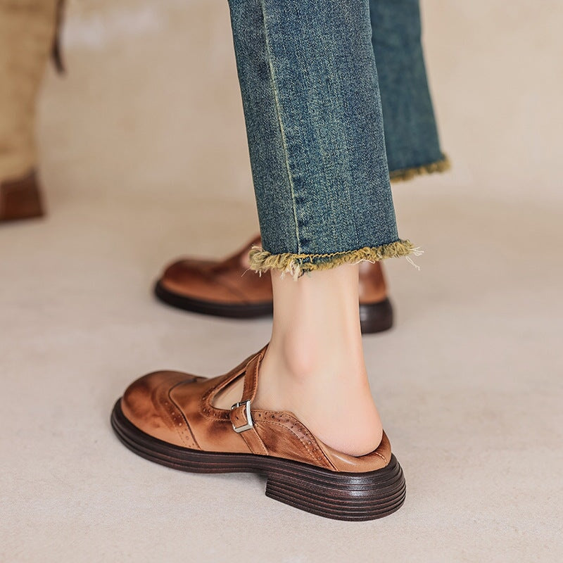 T-Riemen-Schuhe Damen – Strukturierte Optik mit perforierten Details