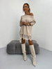 Schlanker Off-The-Shoulder-Pullover