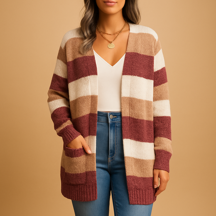 Gekarierte Damenstrickjacke mit Puffärmeln | Renée