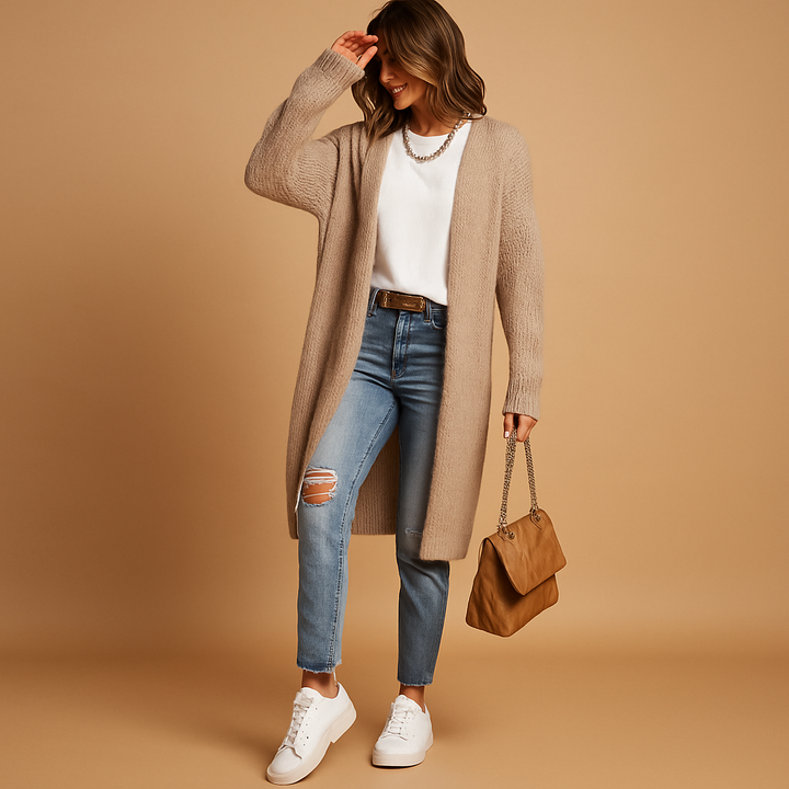 Klassische gestrickte Damenstrickjacke mit offener Vorderseite | Evelien