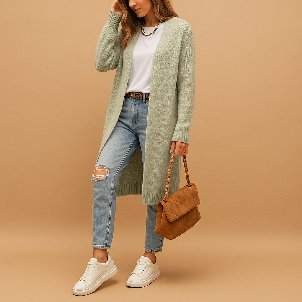 Klassische gestrickte Damenstrickjacke mit offener Vorderseite | Evelien