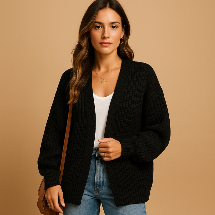 Locker fallende, gestrickte offene Damenstrickjacke mit lässiger Passform | Elina