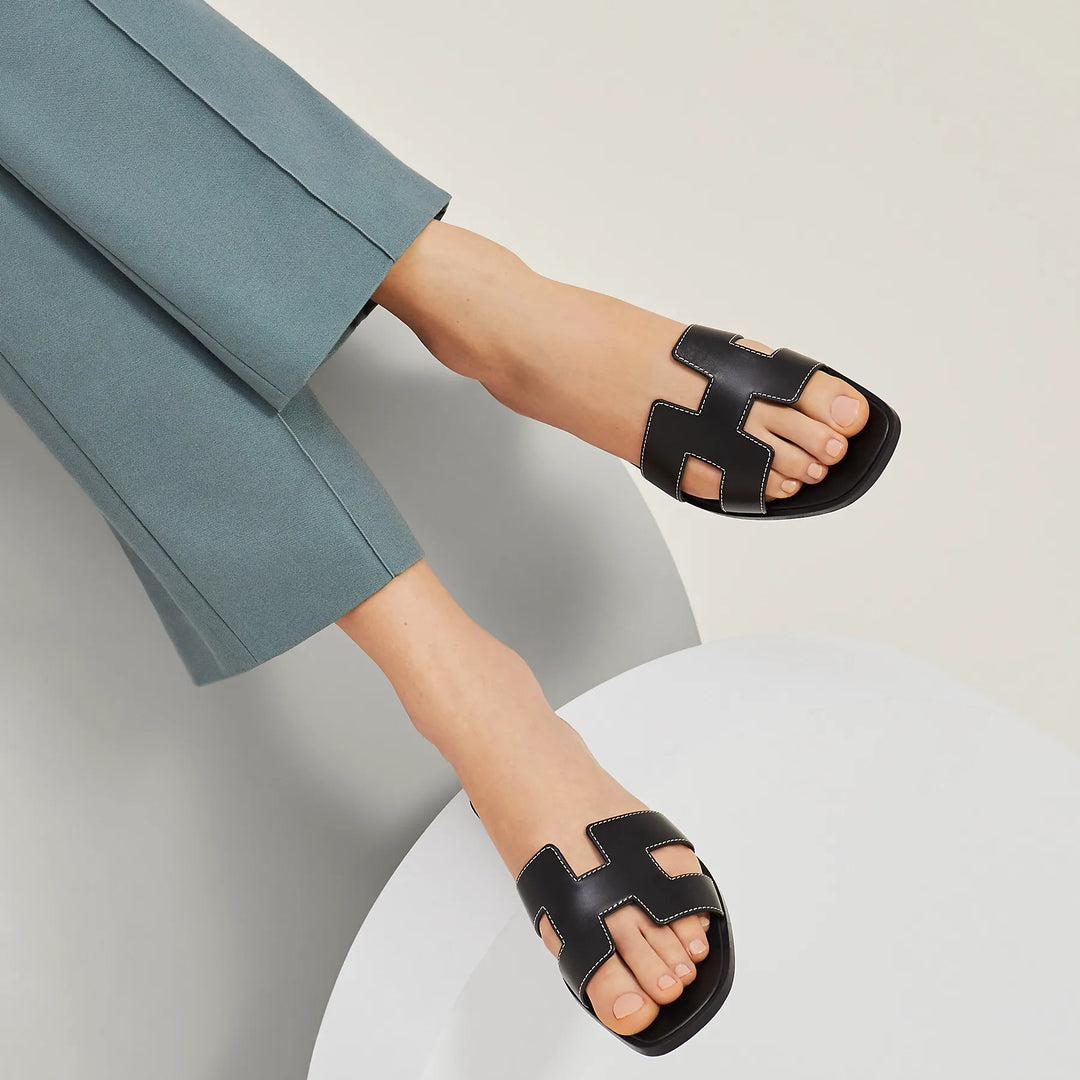 Flache Sandalen für Damen | Lässiger Sommerlook | Bequem und stylisch
