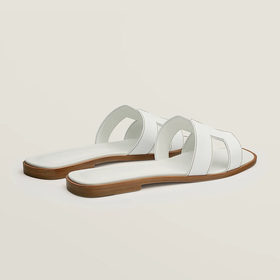 Flache Sandalen für Damen | Lässiger Sommerlook | Bequem und stylisch