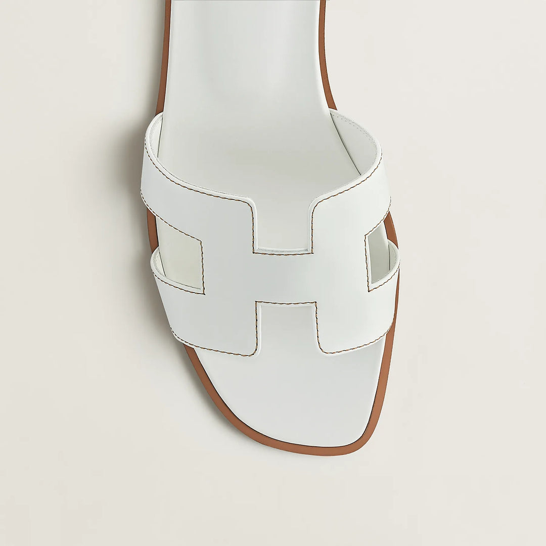 Flache Sandalen für Damen | Lässiger Sommerlook | Bequem und stylisch