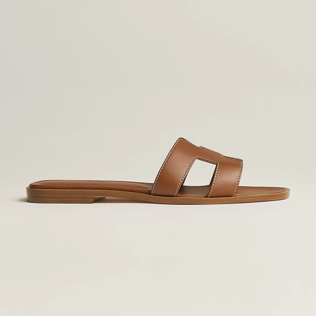 Flache Sandalen für Damen | Lässiger Sommerlook | Bequem und stylisch